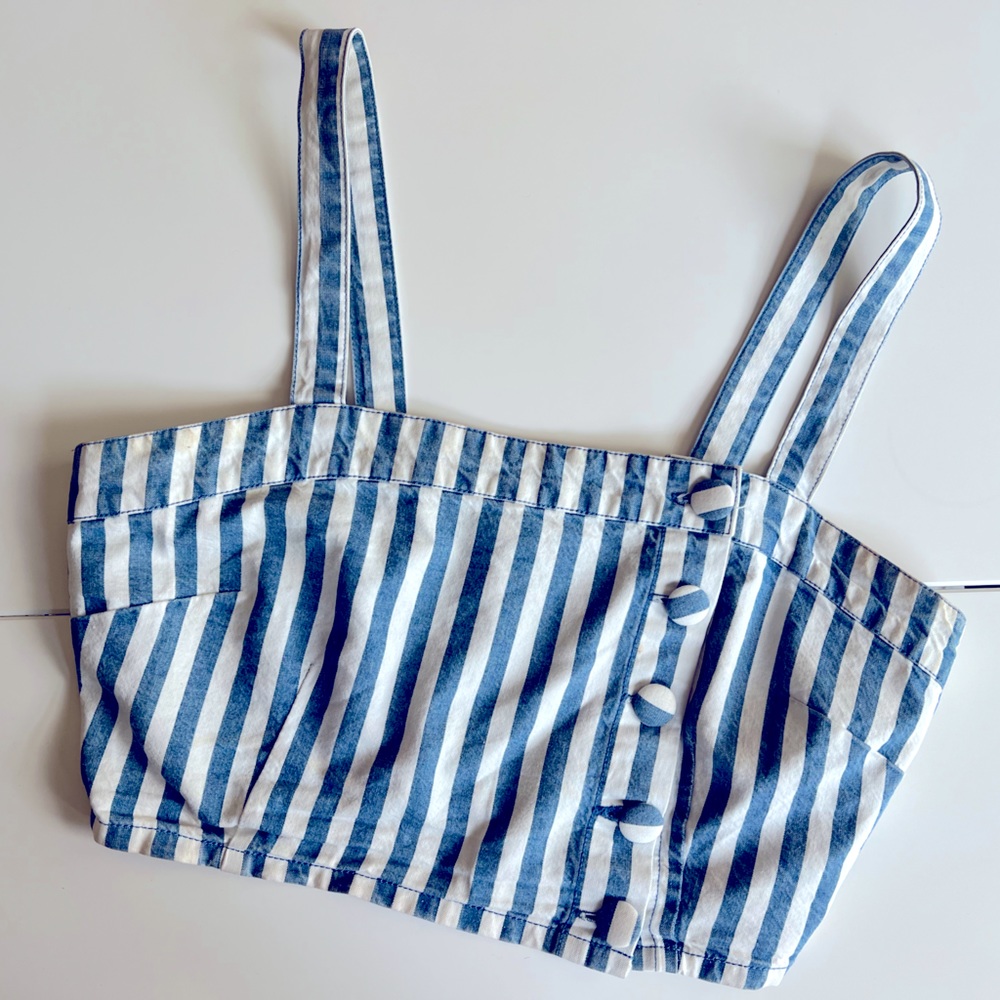Forever 21 stripped cotton button down crop top